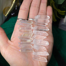 Load image into Gallery viewer, SPECIAL BUNDLE DEAL! 10 CHAKRA CRYSTALS WITH “SELENITE” CLEANSE / CHARGE PLATE BUNDLE DEAL!!