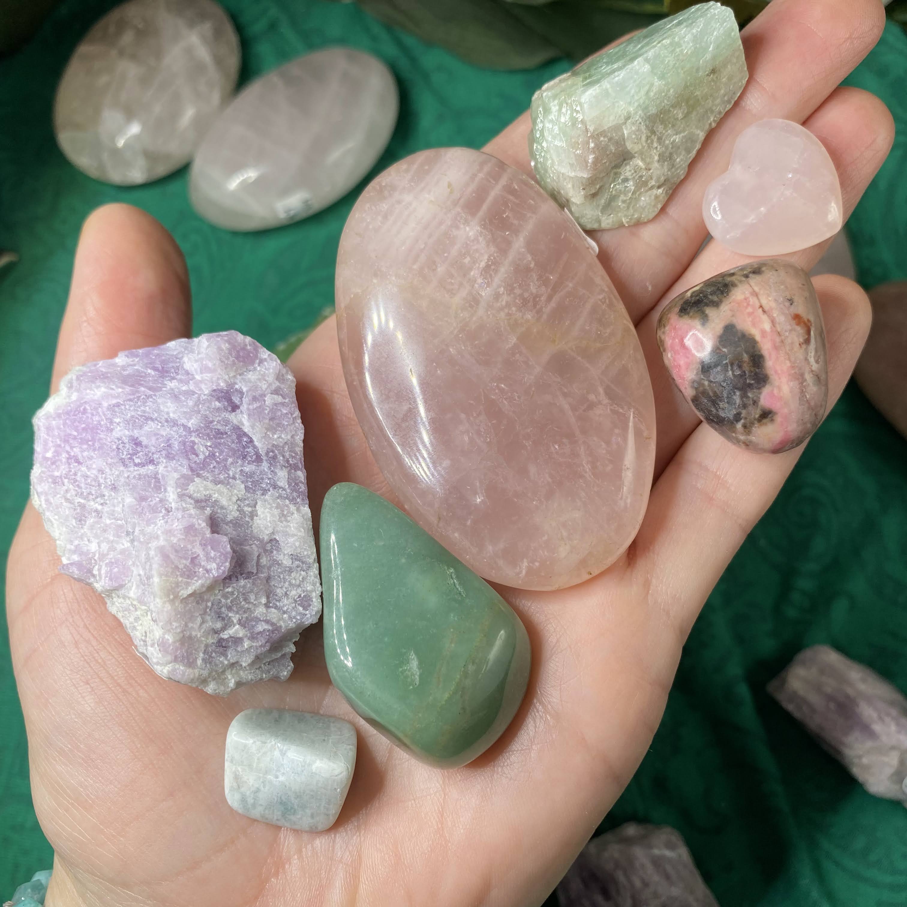 SPECIAL BUNDLE DEAL! 7 PC HEART CHAKRA LOVING SUPPORT BUNDLE SET!! C204