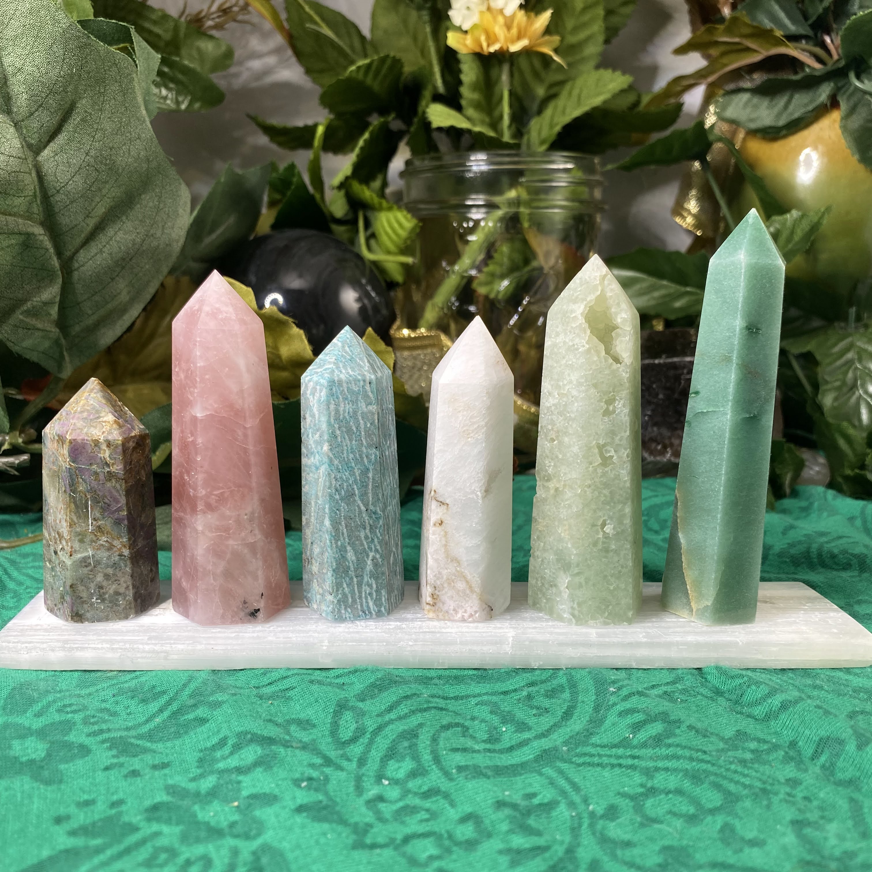 SPECIAL BUNDLE DEAL! Heart Chakra Tower / Points Bundle 6 PC set! C202
