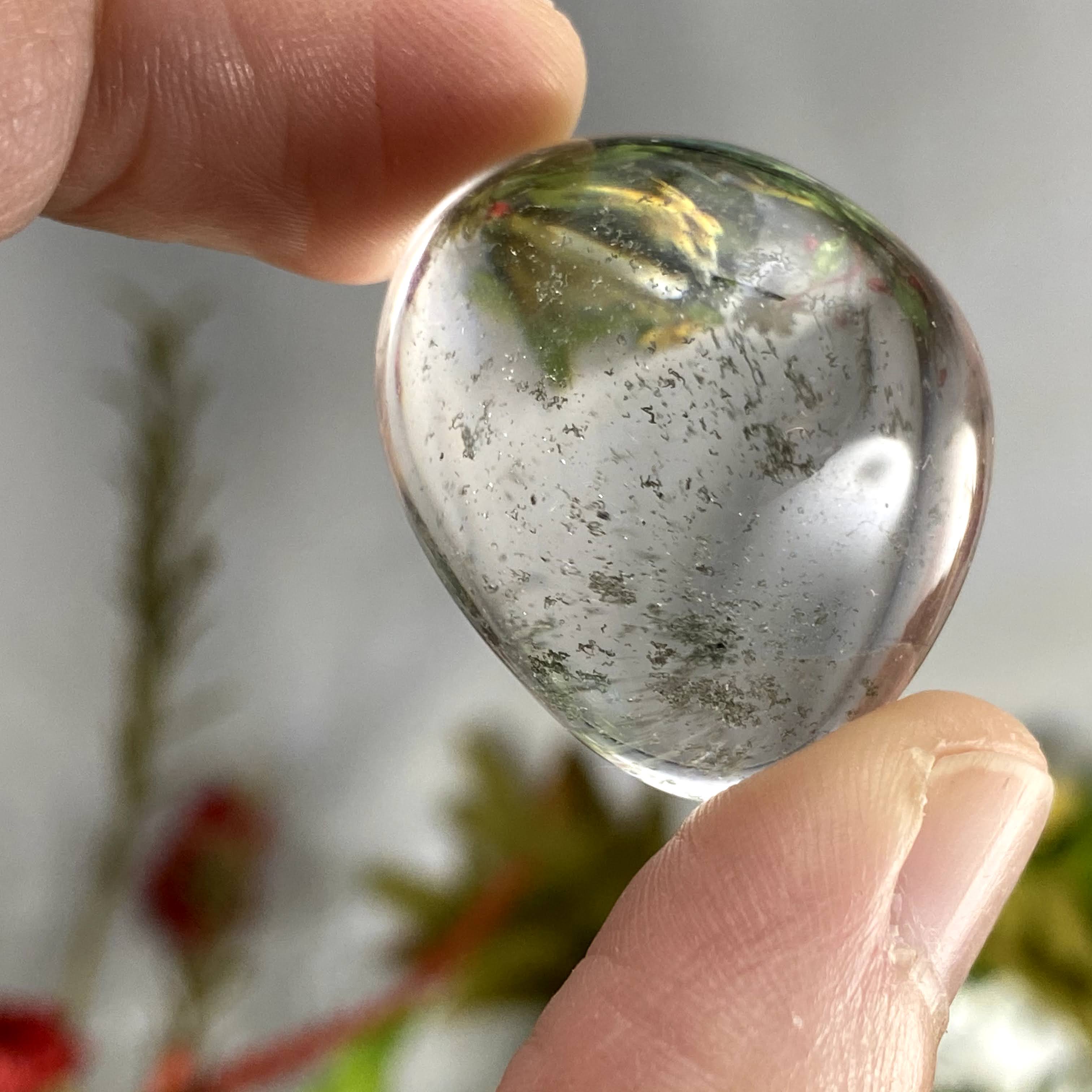 Clear Quartz - Clear Quartz Tumbled Stone (Large-A999)