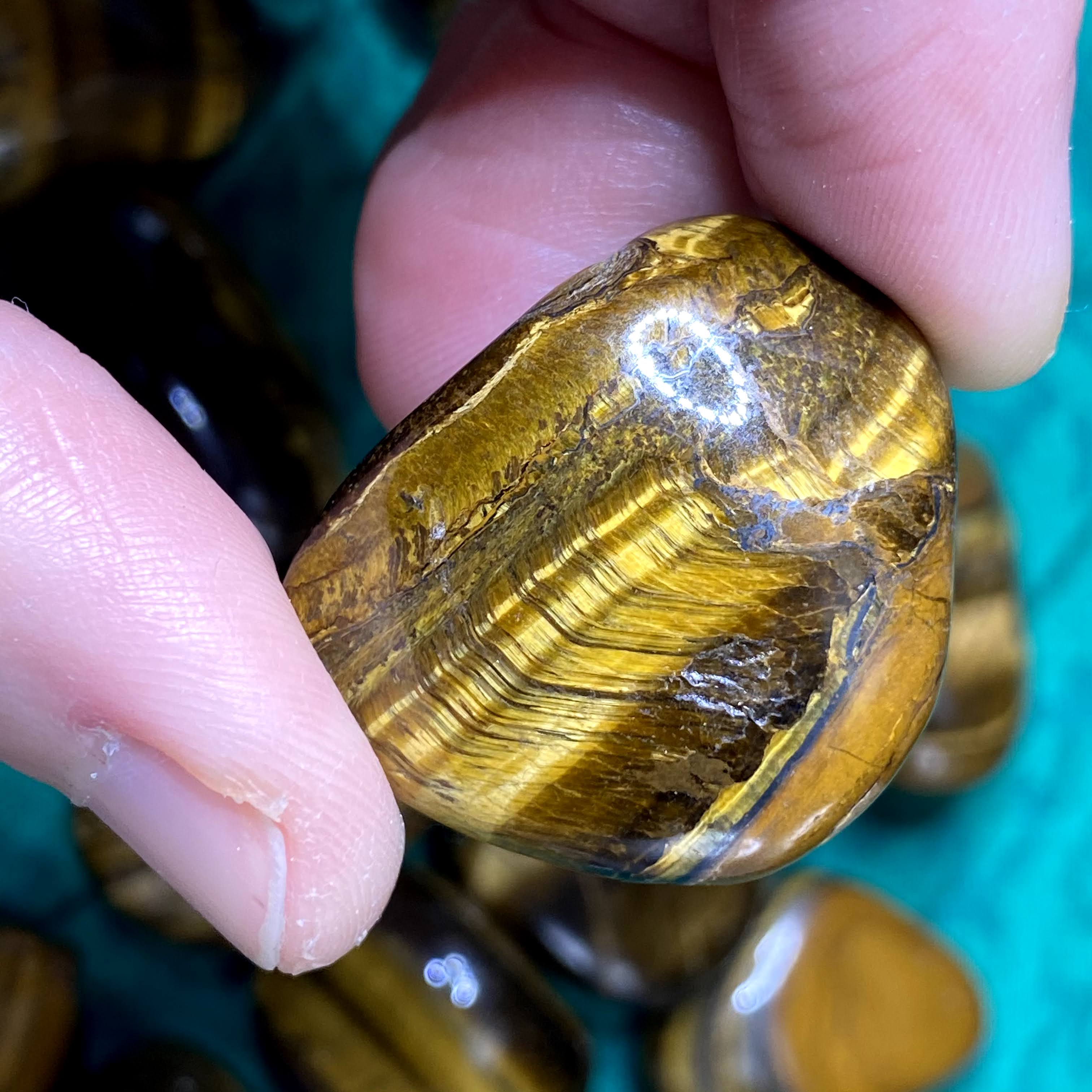 Tiger Eye - Super Cool Tiger Eye Tumbled Stone (Medium-B8)