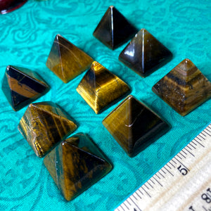 Tiger Eye - Tiger Eye Pyramids! (Medium-B287) Per piece or buy more and save!